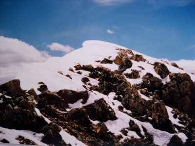 Mountain Peak Conical Top Benchmark