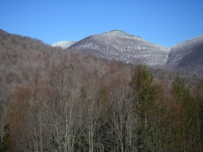 Twin Mountain, South