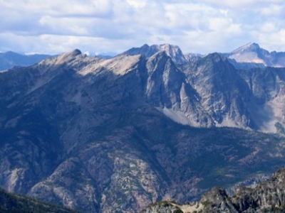 Three Pinnacles, Middle