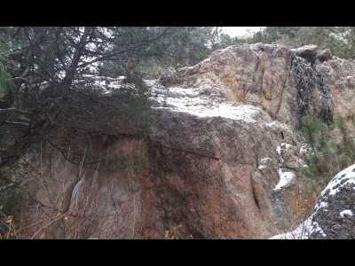 "Handcrack Boulder"